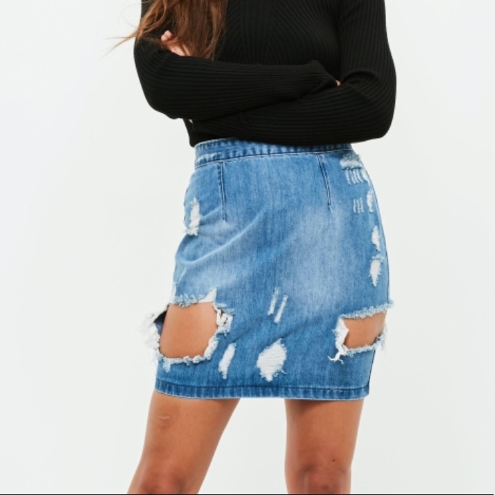 Missguided distresses skirt